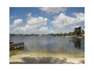 8251 NW 172nd St, Hialeah, FL 33015