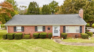 4316 Montgomery Rd, Lynchburg, VA 24503