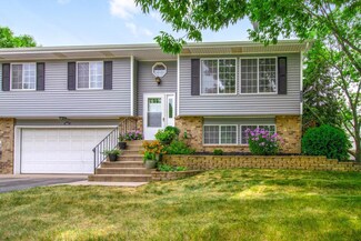 4430 Clover Ln Unit A, Saint Paul, MN 55122