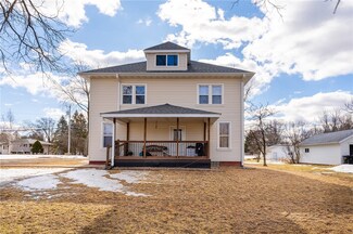 1101 W Elm St Unit 2, Chippewa Falls, WI 54729