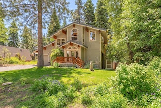 875 Fulton Crescent Dr, Carnelian Bay, CA 96140
