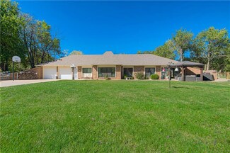 23700 E 189th St, Pleasant Hill, MO 64080