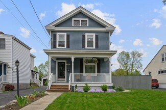 328 Crescent Ave, Cincinnati, OH 45215