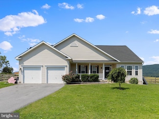 12414 Summit Vista Dr, Mercersburg, PA 17236