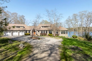 50 Higbee Ln, Boothbay, ME 04571