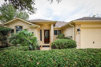 10103 Forest Spring Ln, Pearland, TX 77584
