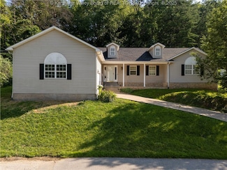 2026 Kay Neva Ln, Charleston, WV 25312