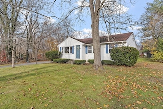 12 Paula Beth St, Littleton, MA 01460