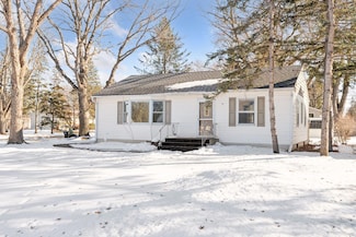 684 County Road B2 W, Saint Paul, MN 55113