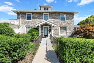 743 Main St Unit 2, Reading, MA 01867
