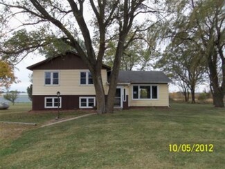 W1915 County Road Ee, Albany, WI 53502
