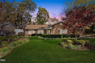 2323 Buckingham Rd, Burlington, NC 27217