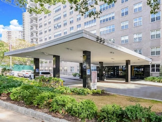 555 Kappock St Unit 16K, Bronx, NY 10463