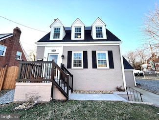 2410 21st Place NE, Washington, DC 20018