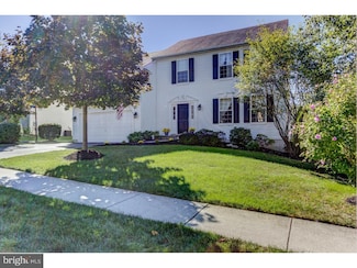 404 Crestwood Ln, Downingtown, PA 19335