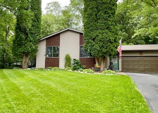 19025 Dodge St NW, Elk River, MN 55330