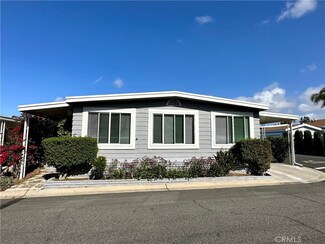 23301 Ridge Route Dr Unit 23, Laguna Hills, CA 92653