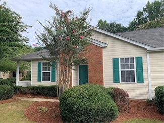 320 Harmony Ct, Alpharetta, GA 30004