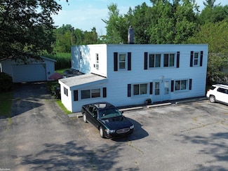 5054 Gratiot Ave, Saint Clair, MI 48079