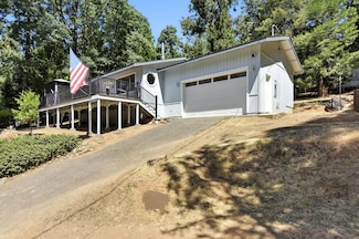 5479 Wisteria Rd, Pollock Pines, CA 95726