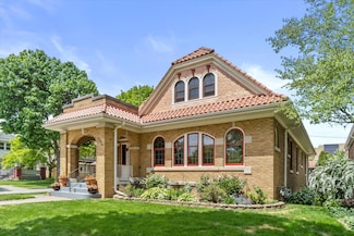 5834 W Elliott Cir, Milwaukee, WI 53208