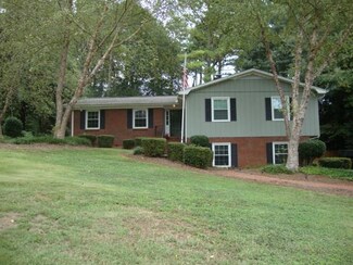 112 Bain Dr, Spartanburg, SC 29307