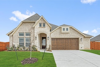 918 S Bluebird Ln, Midlothian, TX 76065