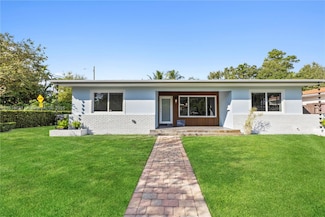 8910 NE 9th Ct, Miami, FL 33138