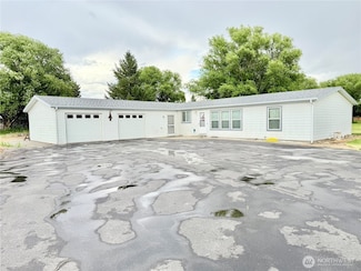 1888 Old Highway 97, Okanogan, WA 98840