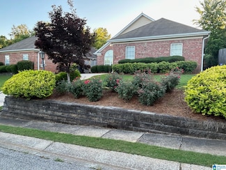 1974 Westridge Dr, Birmingham, AL 35235