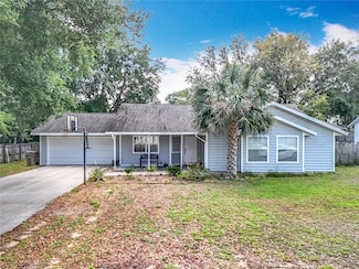 10323 Joanies Run, Leesburg, FL 34788