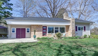 8 Marley Dr, Flat Rock, NC 28731