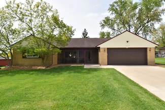 16585 W North Ave, Brookfield, WI 53005