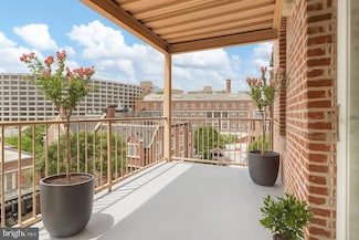 1858 California St NW Unit 33, Washington, DC 20009