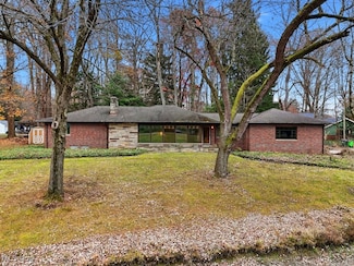 9673 Olde 8 Rd, Northfield, OH 44067