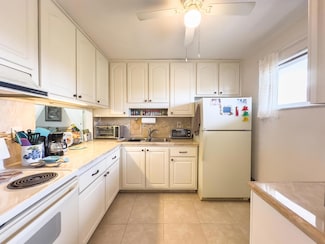 2534 Garden Dr S Unit 207, Lake Worth, FL 33461