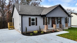 112 Demombreum Cir, Shelbyville, TN 37160