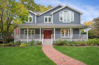 1139 Manor Dr, Wilmette, IL 60091