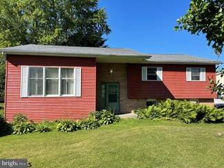 1219 Blue Spruce Dr, Bellefonte, PA 16823