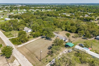 195 Hilltop Meadows Dr, Springtown, TX 76082