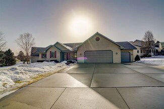 4000 Creek Side Way, Cross Plains, WI 53528