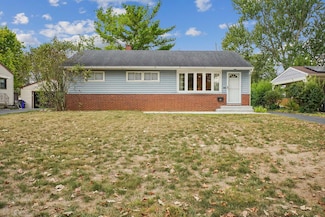 2483 Shrewsbury Rd, Columbus, OH 43221