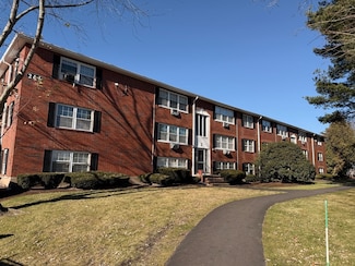 2 Tara Dr Unit 1, Weymouth, MA 02188
