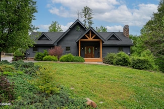 2619 Bear Crossing Way, Sevierville, TN 37862