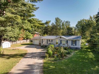 W12119 Jenicek Rd, Portage, WI 53901