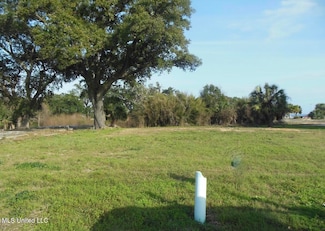 124 Texas Ave, Gulfport, MS 39507