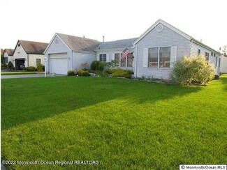 110 Fernwood Ln, Forked River, NJ 08731