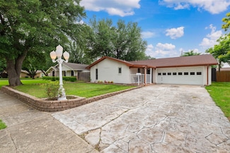 3245 Gail Ct, Irving, TX 75060
