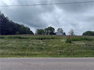 3132 Wright Rd NW, Uniontown, OH 44685