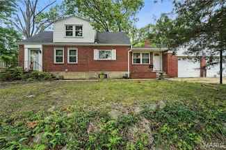 831 S Harrison Ave, Saint Louis, MO 63122